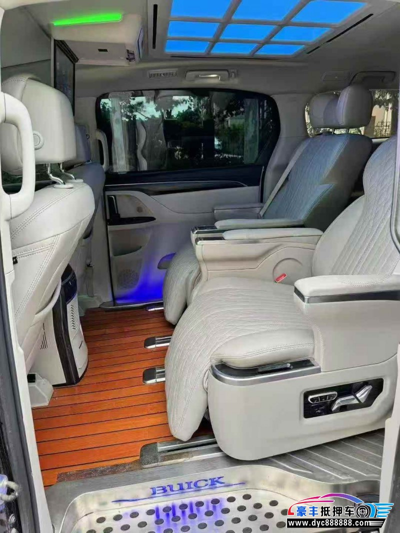 22年别克GL8MPV抵押车出售