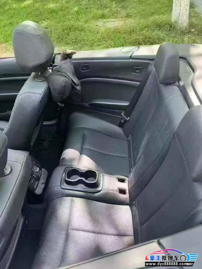 16年宝马2系轿车抵押车出售