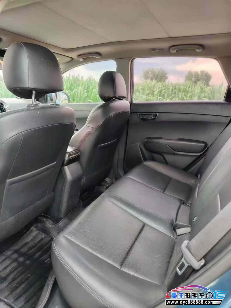 17年起亚KX3轿车抵押车出售