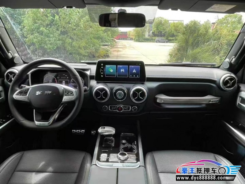 25年北京BJ40轿车抵押车出售