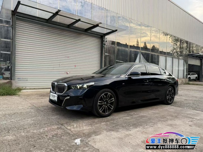 24年宝马5系轿车抵押车出售