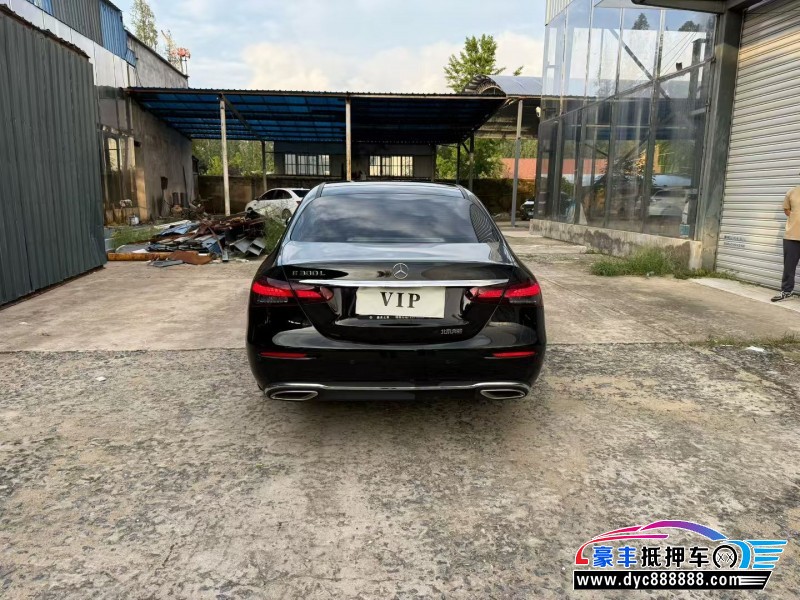 23年奔驰E轿车抵押车出售