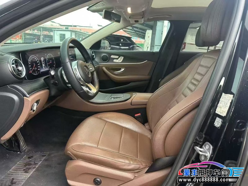 19年奔驰E轿车抵押车出售