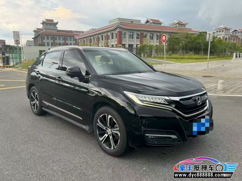 17年本田UR-V轿车抵押车出售