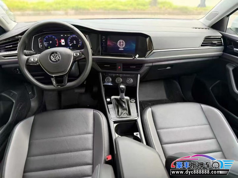 22年大众速腾轿车抵押车出售