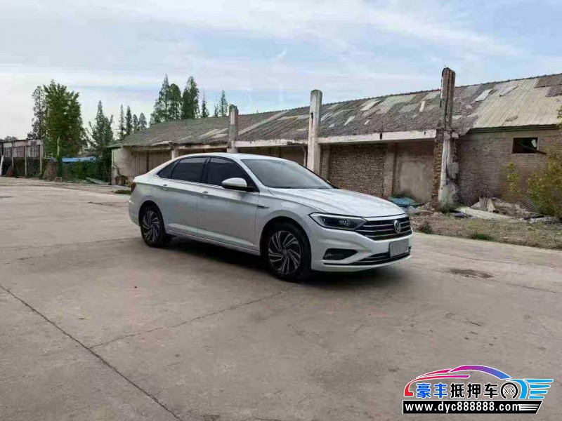 21年大众速腾轿车抵押车出售