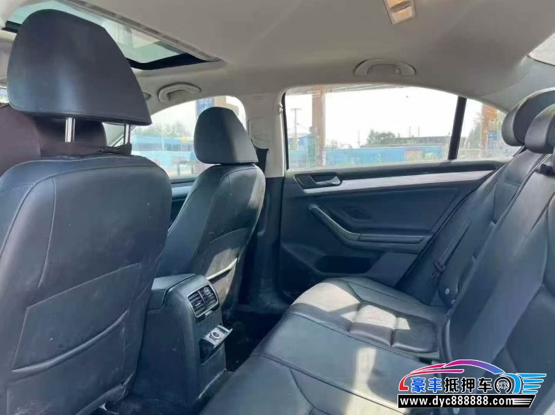 16年大众速腾轿车抵押车出售