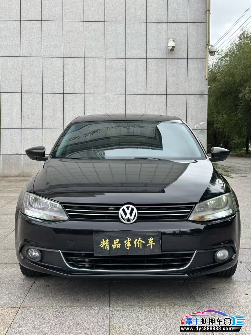 14年大众速腾轿车抵押车出售