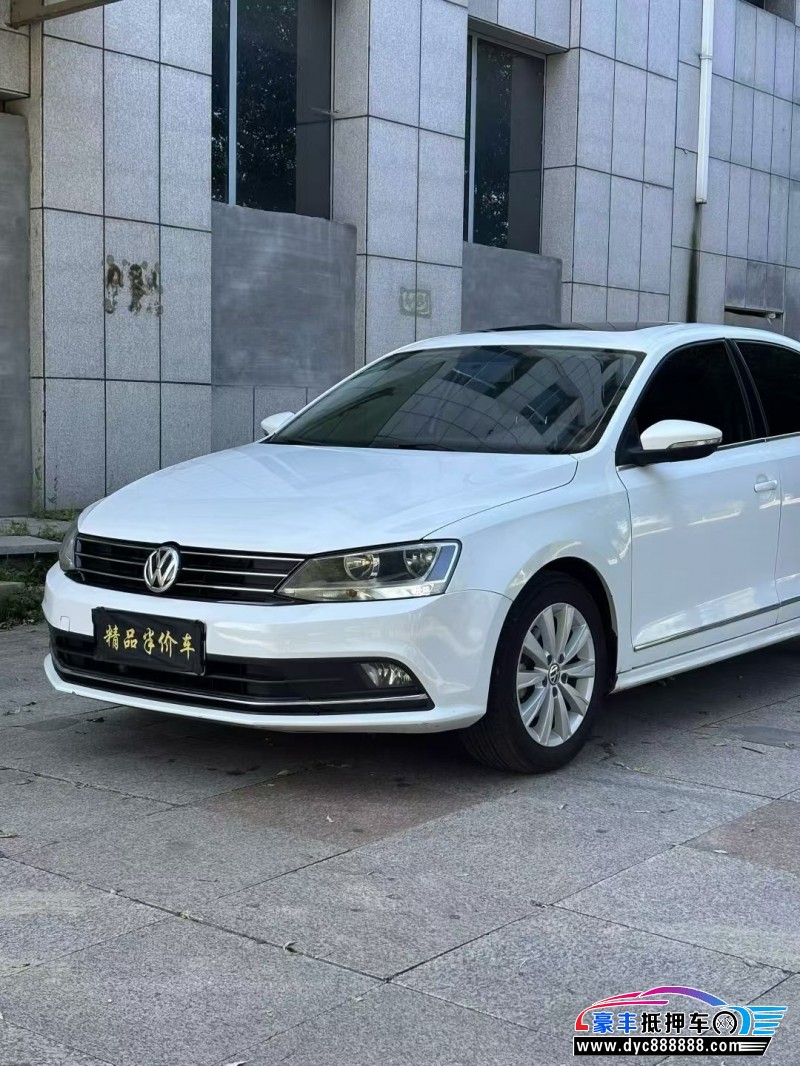 16年大众速腾轿车抵押车出售