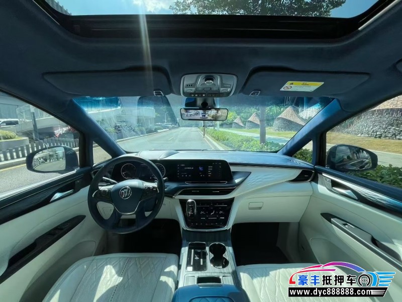 21年别克GL8轿车抵押车出售