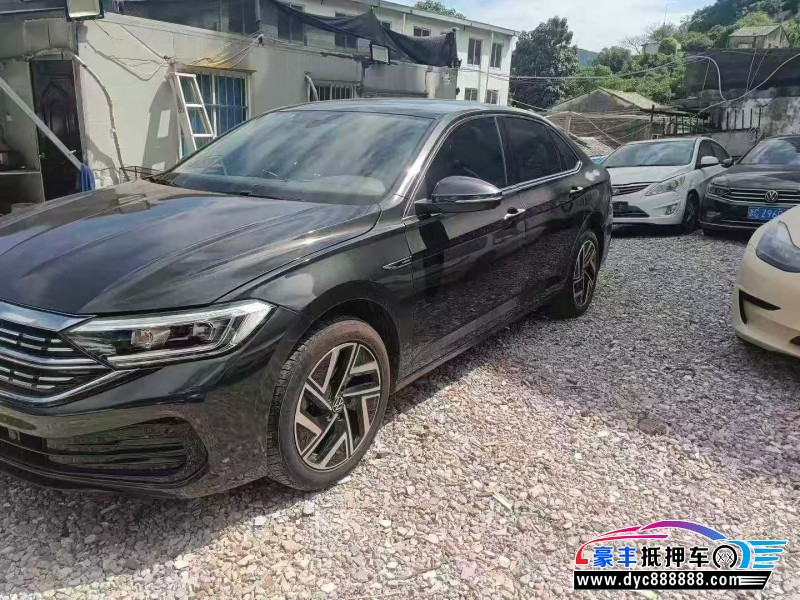 22年大众速腾轿车抵押车出售