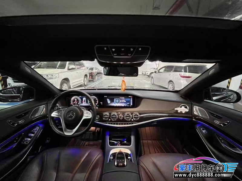 18年奔驰S轿车抵押车出售