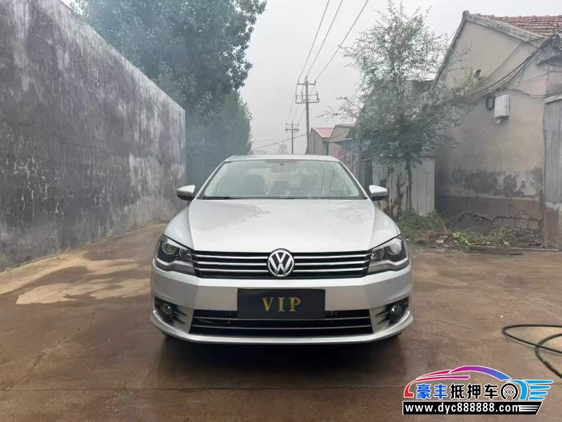 15年大众宝来轿车抵押车出售