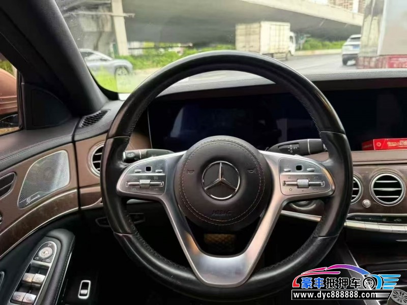 18年奔驰S轿车抵押车出售