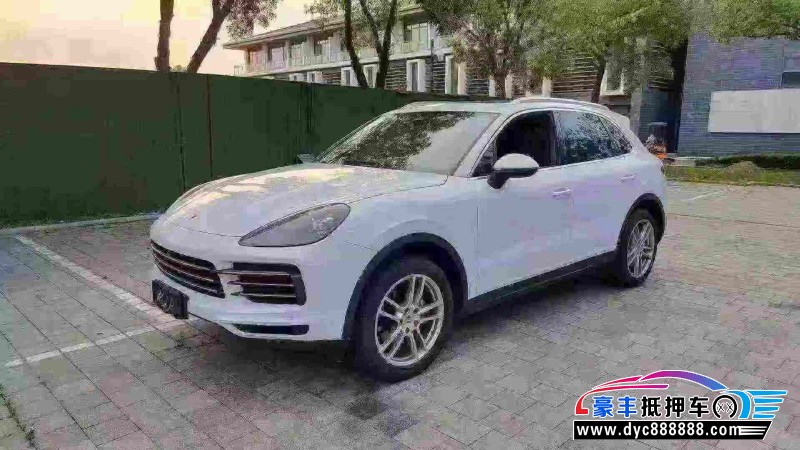 18年保时捷卡宴SUV抵押车出售