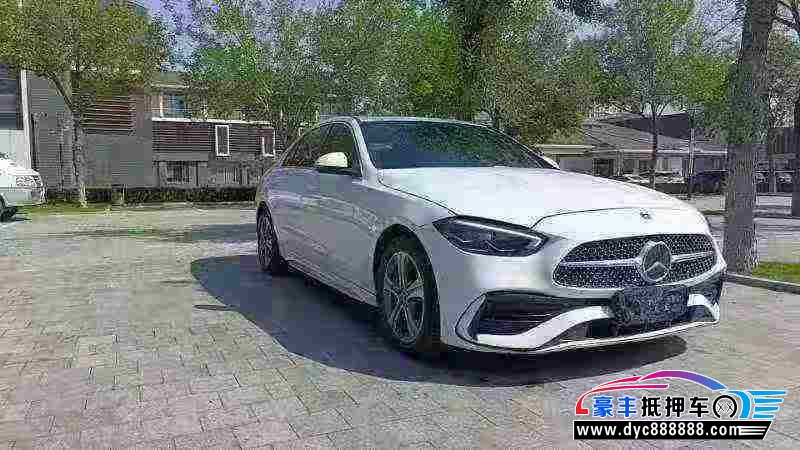 22年奔驰C轿车抵押车出售