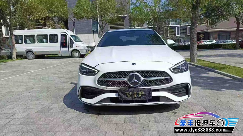 22年奔驰C轿车抵押车出售