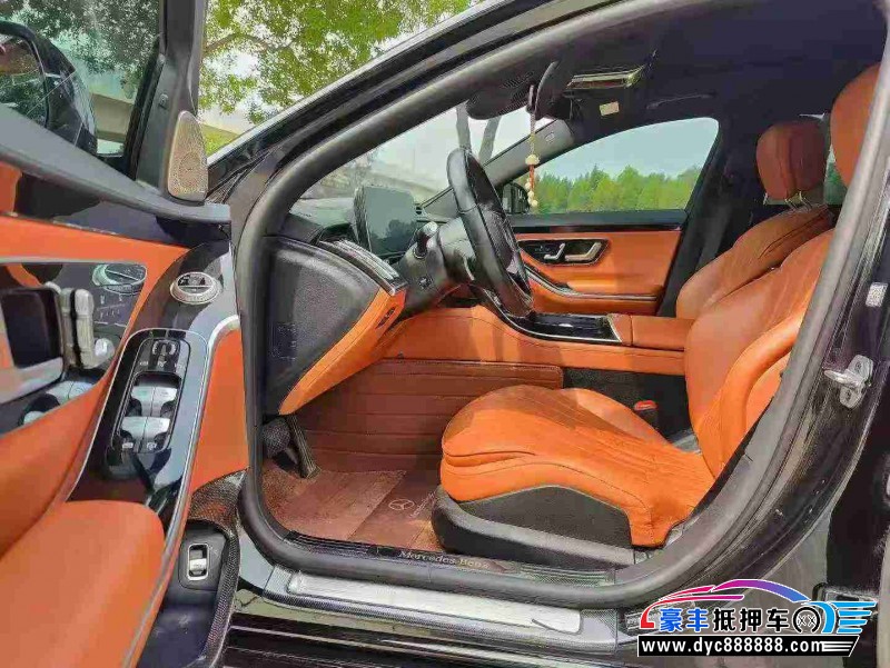 22年奔驰S轿车抵押车出售