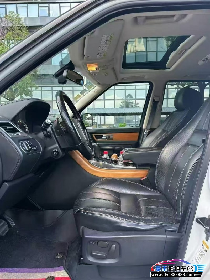 13年路虎揽胜运动轿车抵押车出售