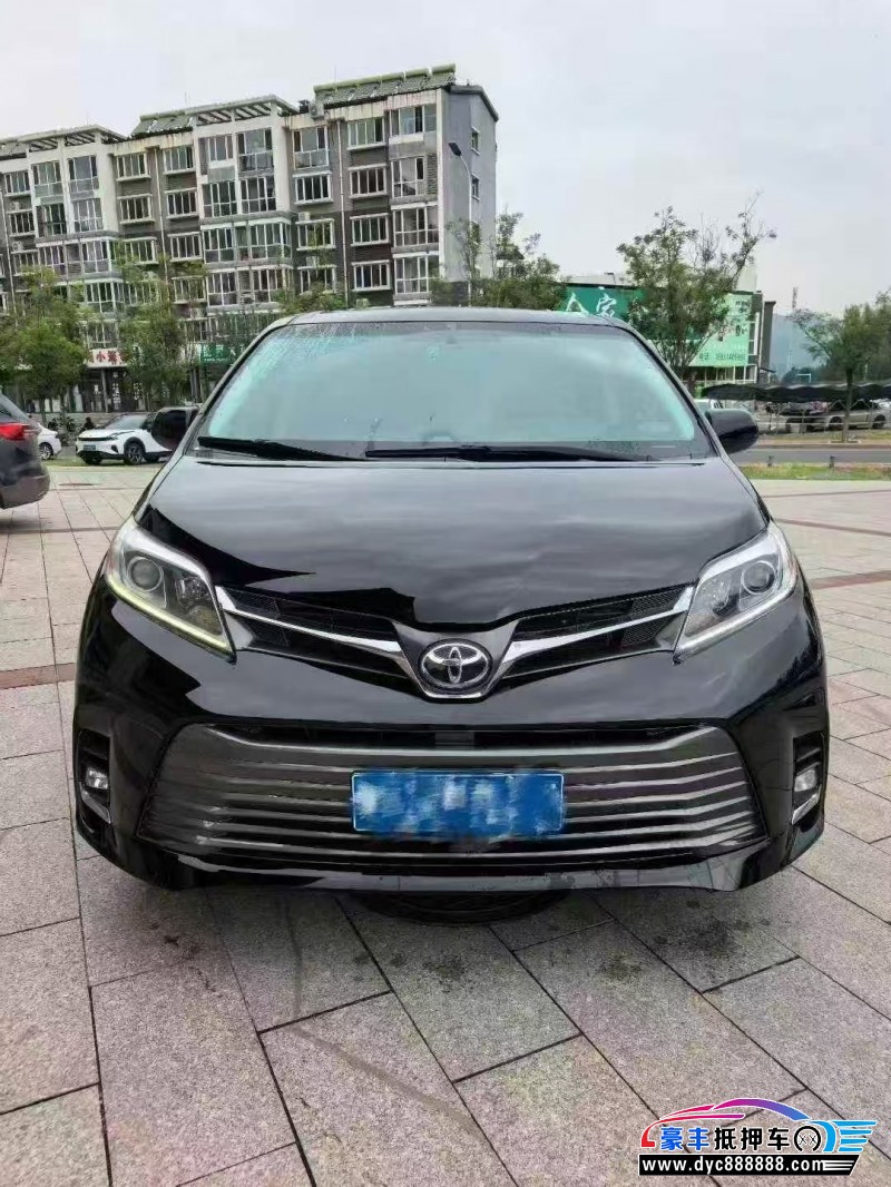 16年丰田塞纳轿车抵押车出售