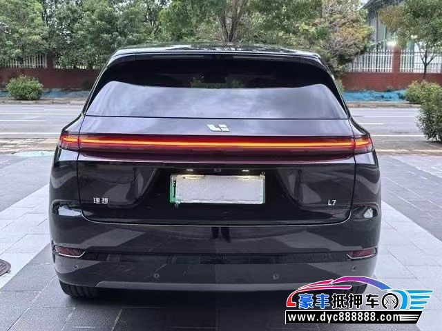 24年理想L7轿车抵押车出售