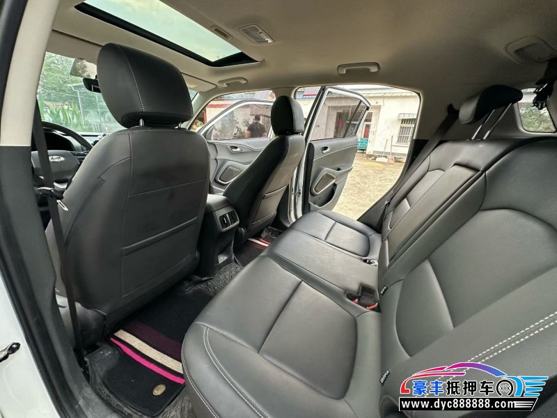 21年现代ix35轿车抵押车出售