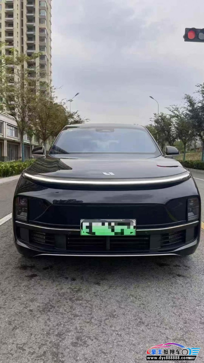 24年理想L8轿车抵押车出售