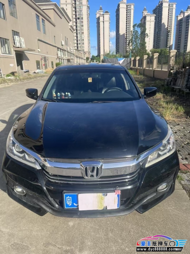 16年本田雅阁轿车抵押车出售