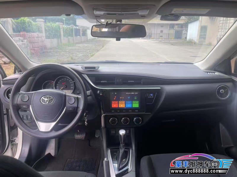 18年丰田雷凌轿车抵押车出售