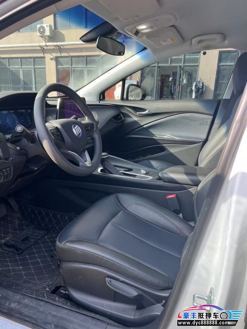 24年别克微蓝轿车抵押车出售