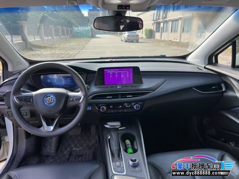 24年别克微蓝轿车抵押车出售