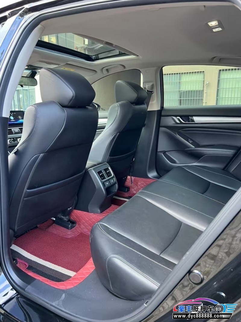 21年本田雅阁轿车抵押车出售