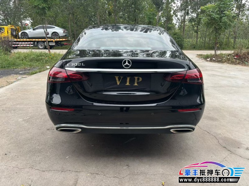 23年奔驰E轿车抵押车出售