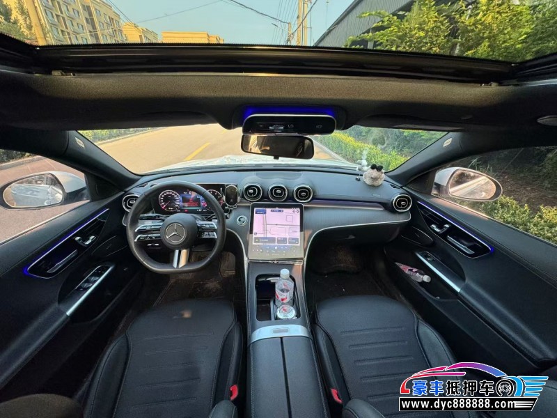 24年奔驰C轿车抵押车出售