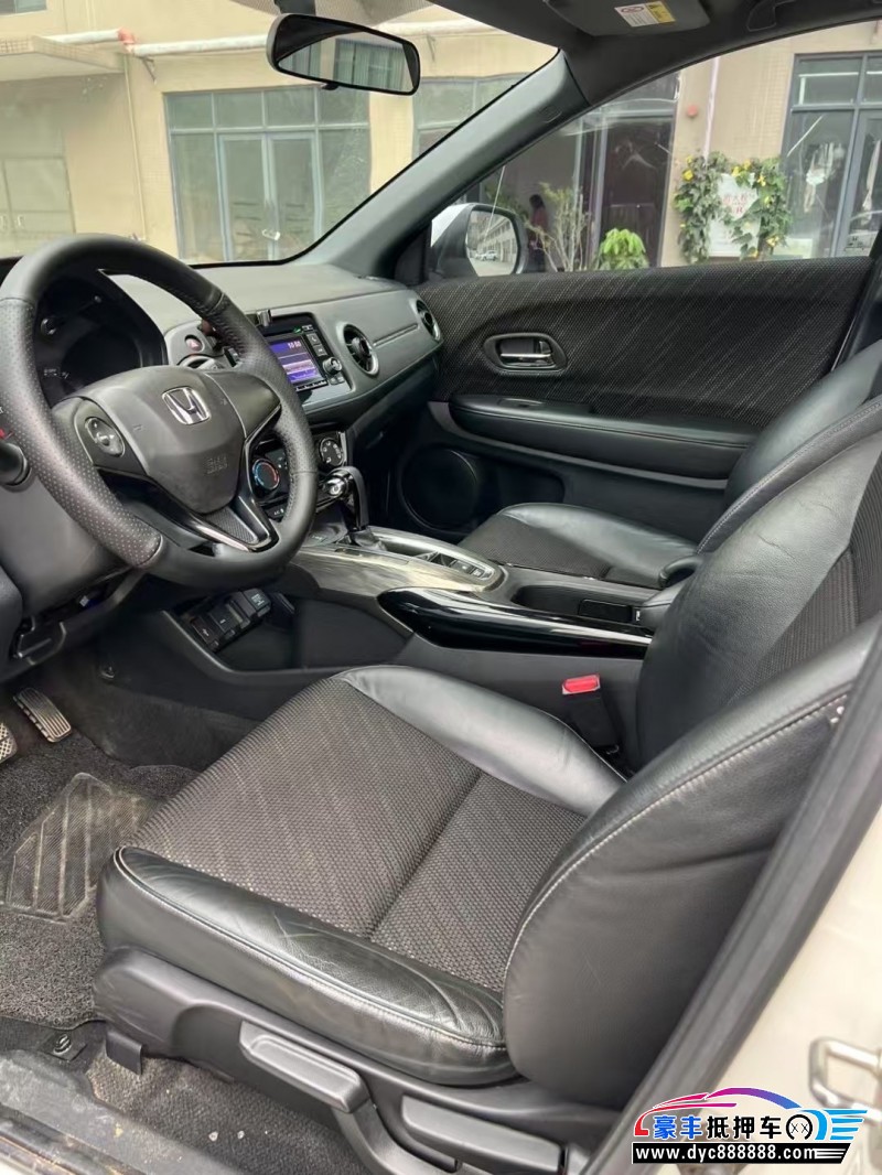 19年本田XRV轿车抵押车出售