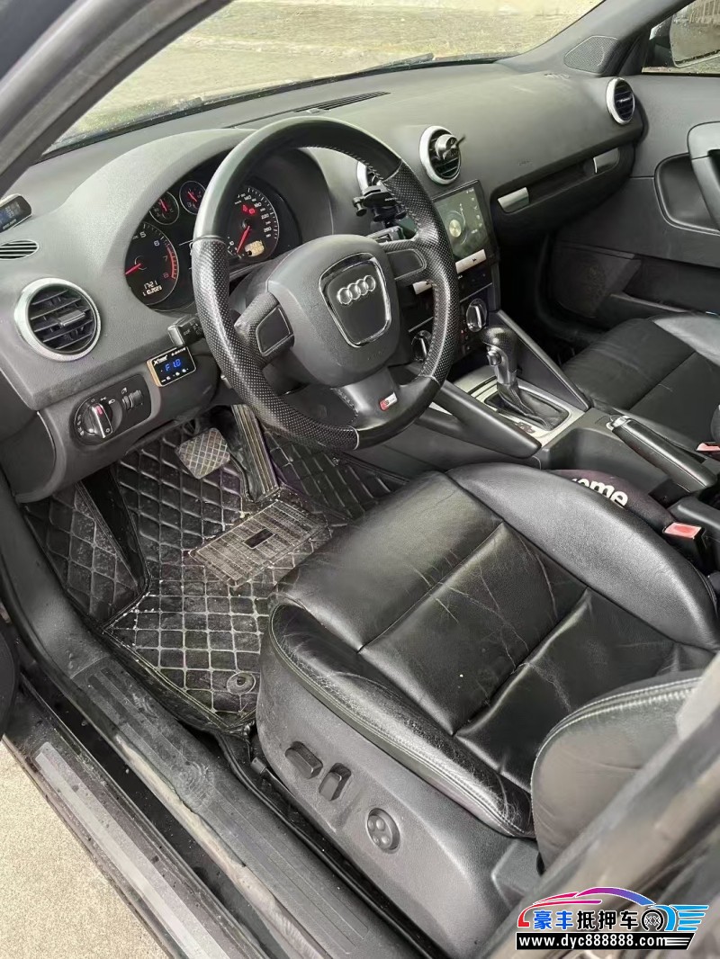 10年奥迪A3轿车抵押车出售