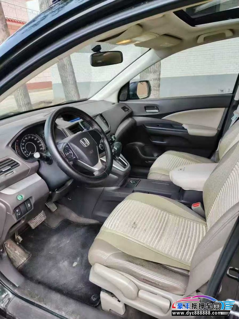 14年本田CR-V轿车抵押车出售