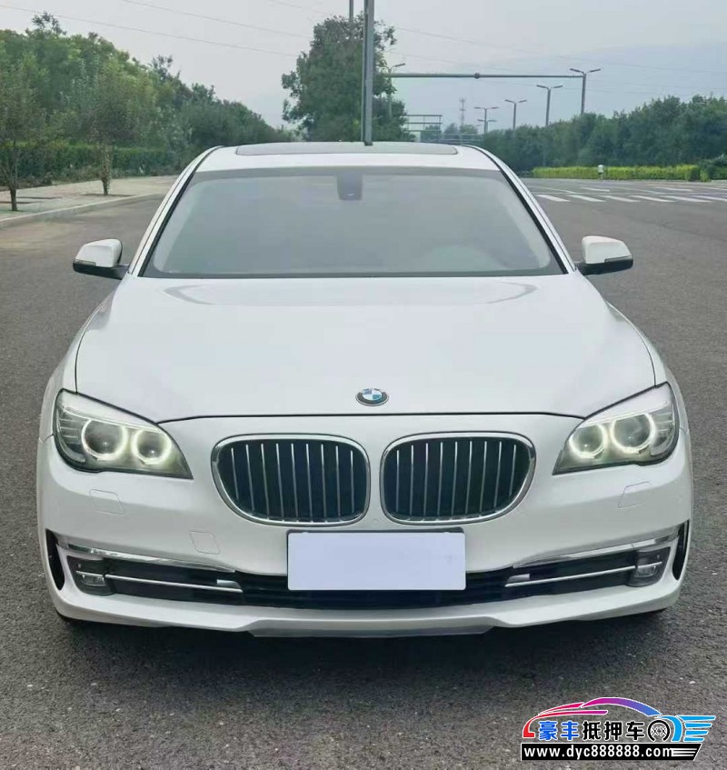 14年宝马7系轿车抵押车出售