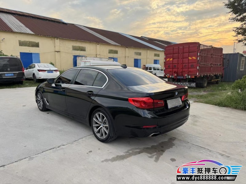 17年宝马5系轿车抵押车出售