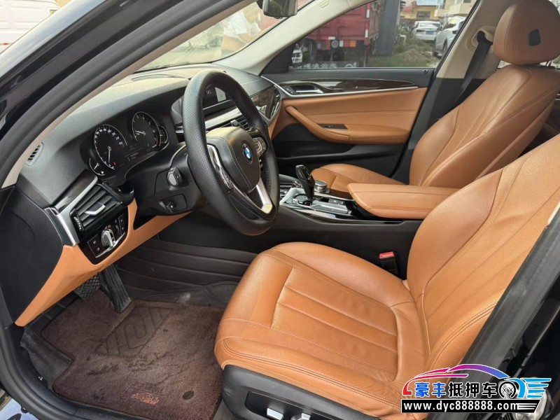 17年宝马5系轿车抵押车出售