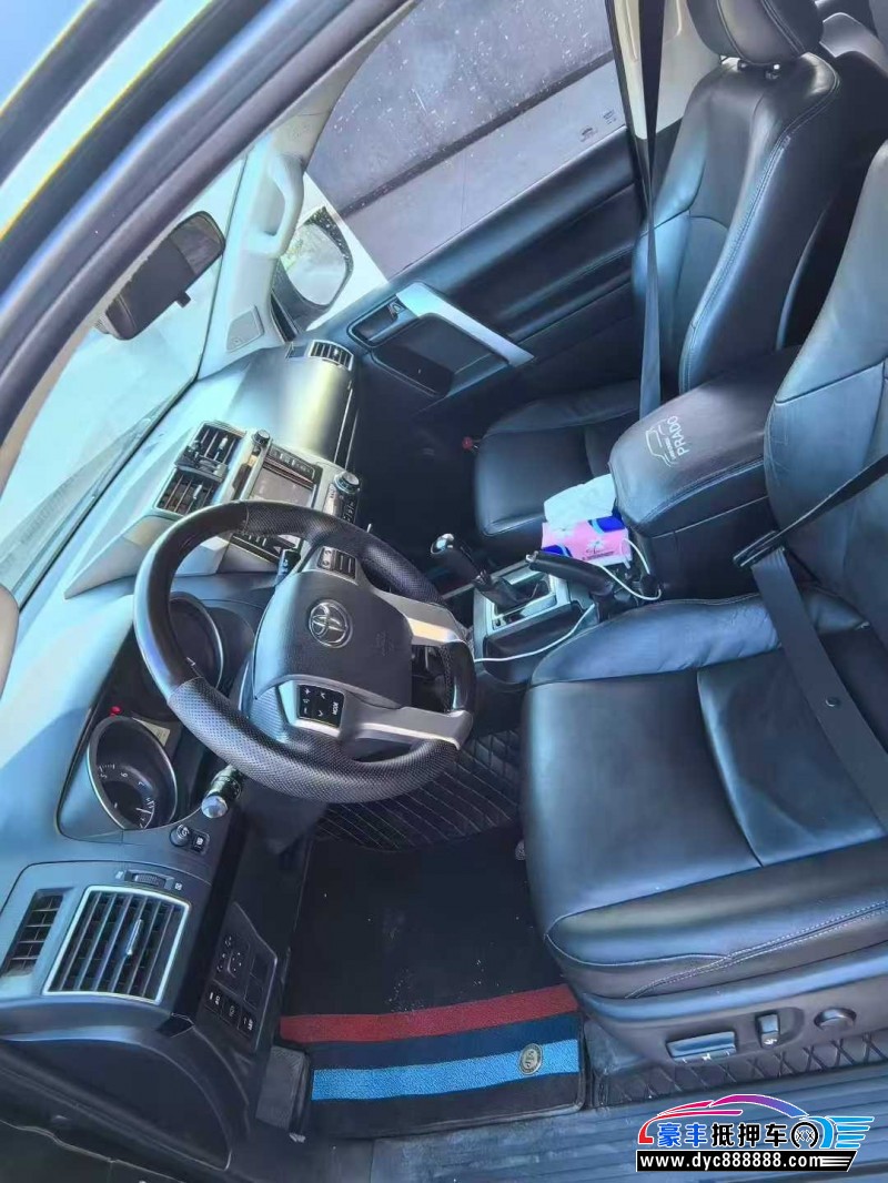 17年丰田普拉多（霸道）轿车抵押车出售