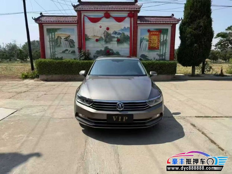 17年大众迈腾轿车抵押车出售