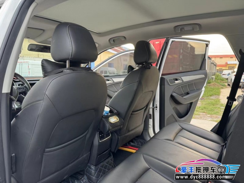 20年荣威RX5轿车抵押车出售