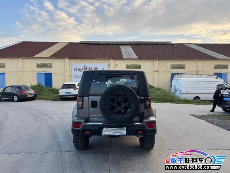 22年北京BJ40轿车抵押车出售