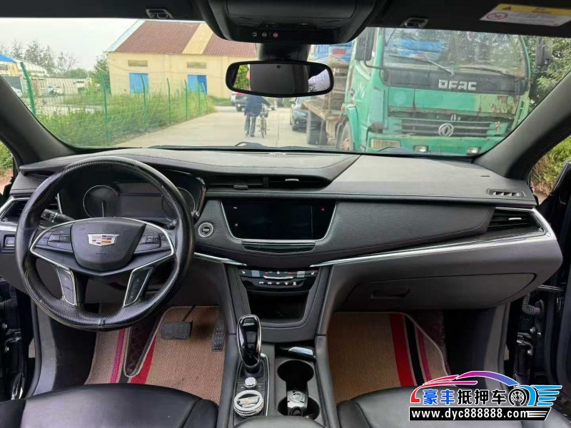 20年凯迪拉克XT5轿车抵押车出售