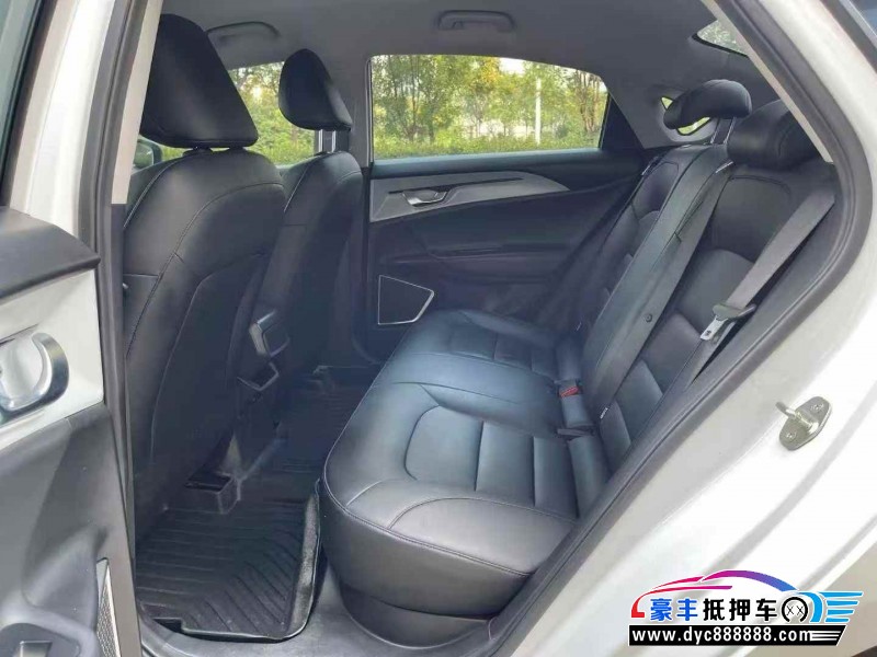 24年吉利几何轿车抵押车出售