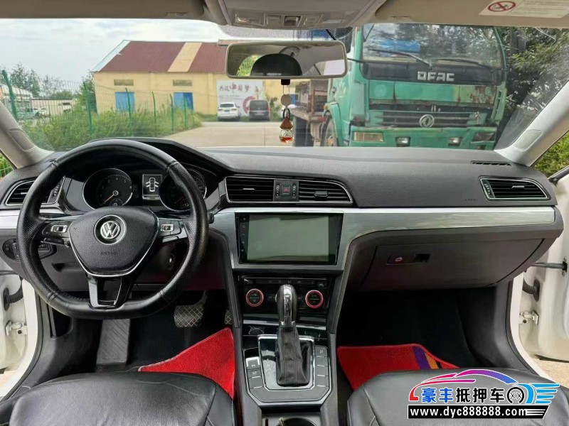 16年大众凌渡轿车抵押车出售