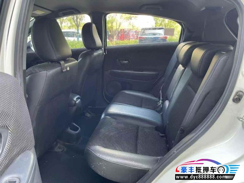 17年本田XRV轿车抵押车出售