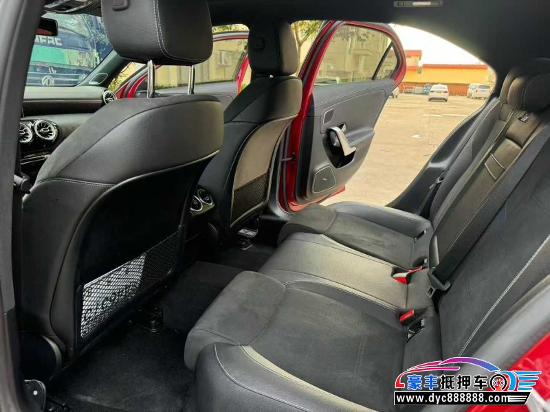 20年奔驰A轿车抵押车出售