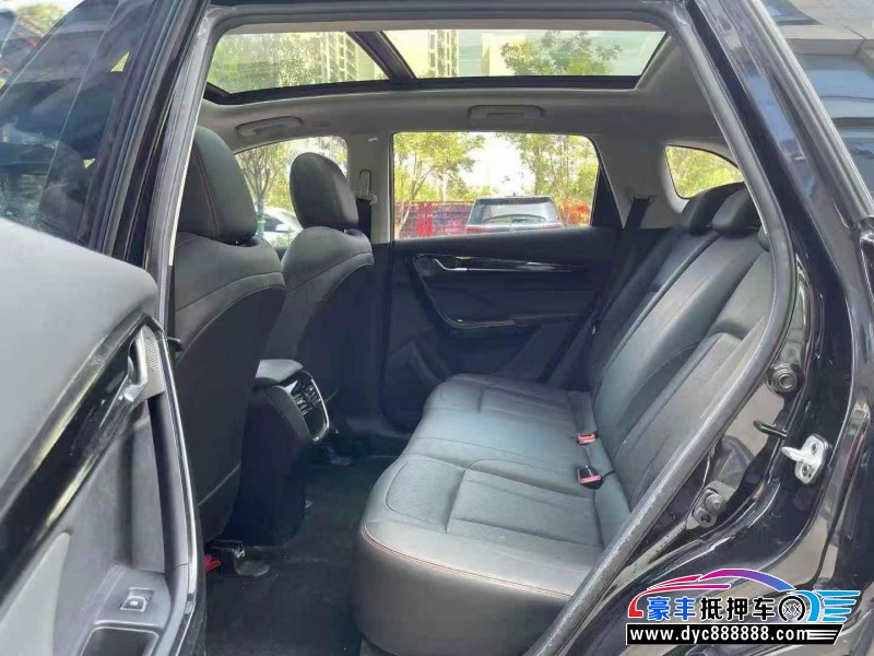 22年东风风神AX7轿车抵押车出售